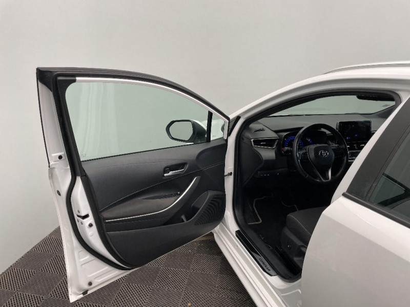 Toyota Corolla Corolla Touring Sports Pro Hybride 122h Dynamic Business + P  occasion � Beauvais - photo n�19