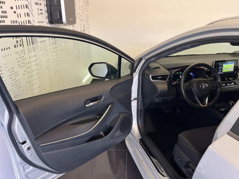 Toyota Corolla Corolla Touring Sports Pro Hybride 122h Dynamic Business  occasion  Saint-Maximin - photo n19