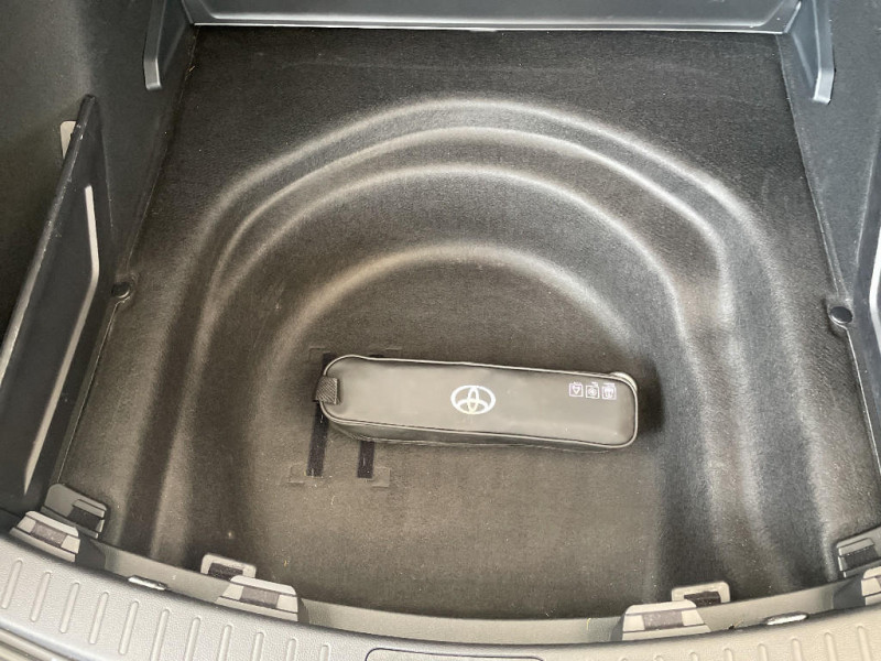 Toyota Corolla Corolla Touring Sports Pro Hybride 140ch Dynamic Business +   occasion  Jaux - photo n17