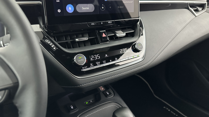 Toyota Corolla Corolla touring sports X 1.8 Hybrid 140ch Design (Team Playe  occasion  SAINT-GREGOIRE - photo n19