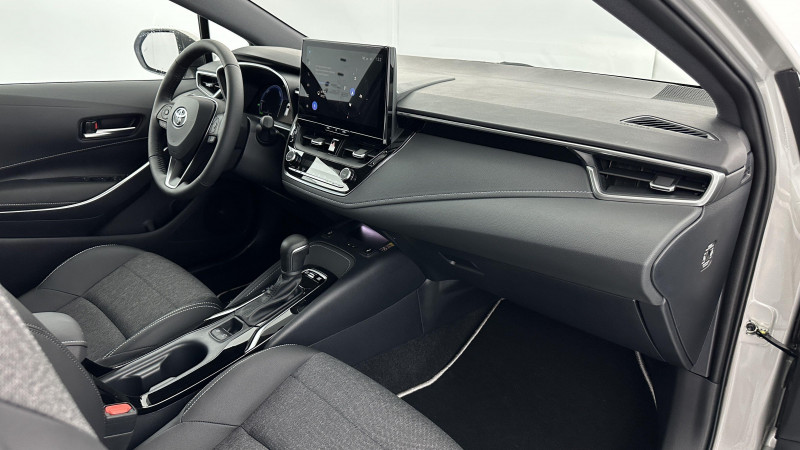 Toyota Corolla Corolla touring sports X 1.8 Hybrid 140ch Design (Team Playe  occasion  SAINT-GREGOIRE - photo n8