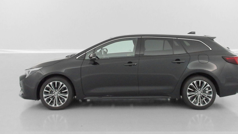 Toyota Corolla Corolla touring sports X 1.8 Hybrid 140ch Design (Team Playe  occasion  SAINT-GREGOIRE - photo n4