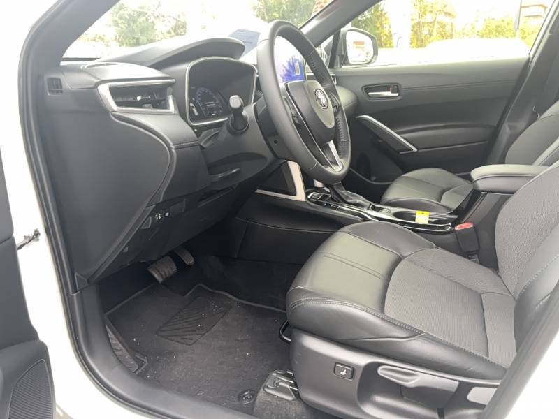 Toyota Corolla Cross Hybride 140ch Elgance  occasion  Toulouse - photo n10