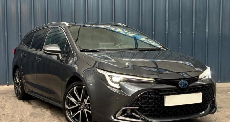 Toyota Corolla Garantie 1 an Toit ouvrant Siges chauffants Camra de recul  occasion  Halluin - photo n2