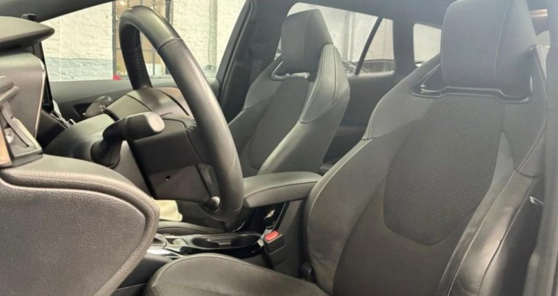 Toyota Corolla Garantie 1 an Toit ouvrant Siges chauffants Camra de recul  occasion  Halluin - photo n5