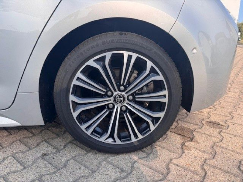 Toyota Corolla Hybride 122 ch BVA  occasion  Beaupuy - photo n4