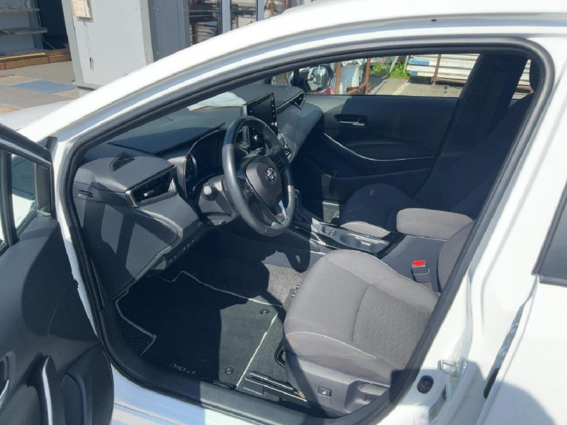 Toyota Corolla Hybride 122 ch BVA  occasion  Beaupuy - photo n5