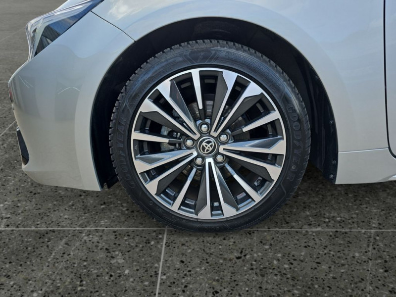 Toyota Corolla Hybride 122h BVA  occasion  Beaupuy - photo n11