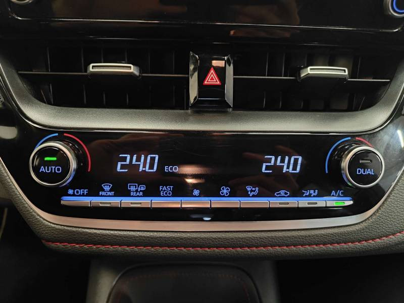 Toyota Corolla Hybride 122h Collection  occasion � Cahors - photo n�19