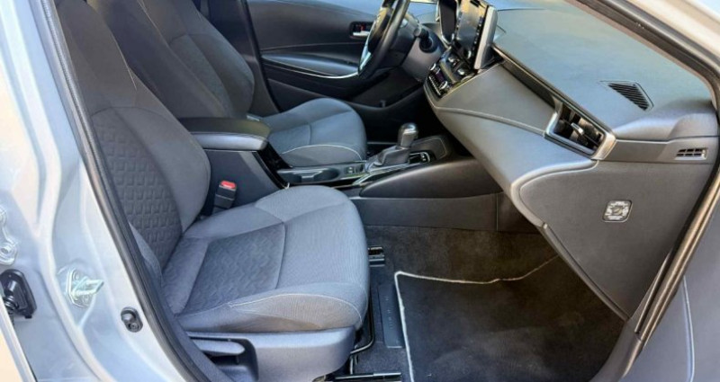 Toyota Corolla HYBRIDE 122h Design  occasion  Six-Fours-les-Plages - photo n4