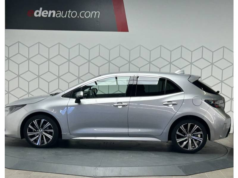 Toyota Corolla Hybride 122h Design  occasion  Saint Laurent des Vignes - photo n3