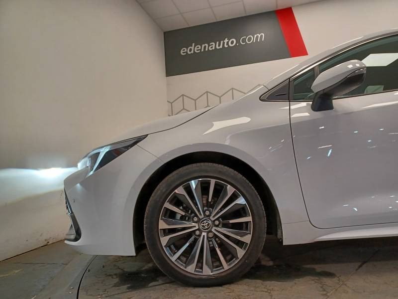 Toyota Corolla Hybride 122h Design  occasion  Toulouse - photo n9