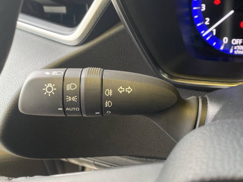 Toyota Corolla Hybride 122h Design  occasion  Montauban - photo n17