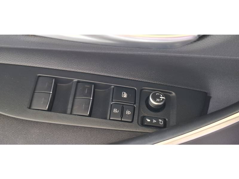 Toyota Corolla Hybride 122h Dynamic  occasion  Montauban - photo n14
