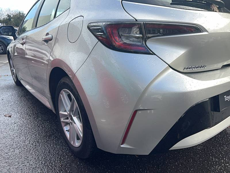 Toyota Corolla Hybride 122h Dynamic  occasion  Toulouse - photo n16