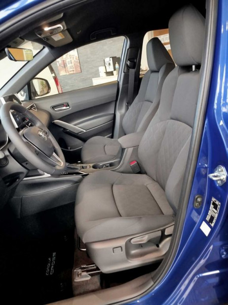 Toyota Corolla Hybride 140ch BVA  occasion  Beaupuy - photo n7