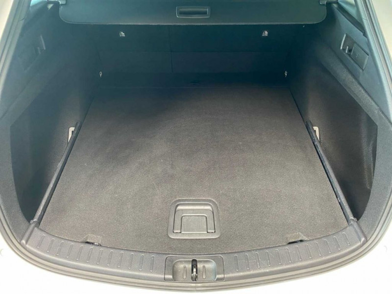Toyota Corolla Hybride 140ch BVA  occasion  Beaupuy - photo n8
