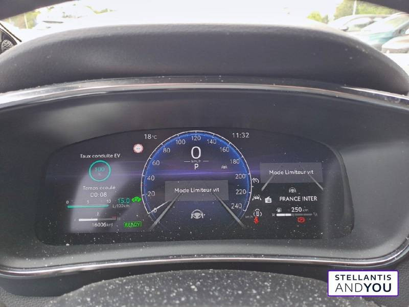 Toyota Corolla Hybride 140ch Collection  occasion  CESSON SEVIGNE - photo n8