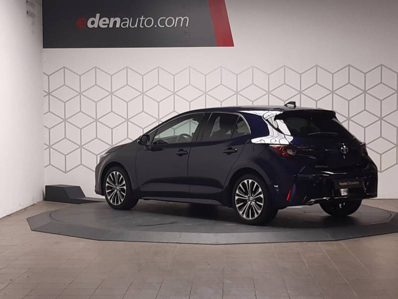Toyota Corolla Hybride 140ch Design  occasion  Saint Laurent des Vignes - photo n2