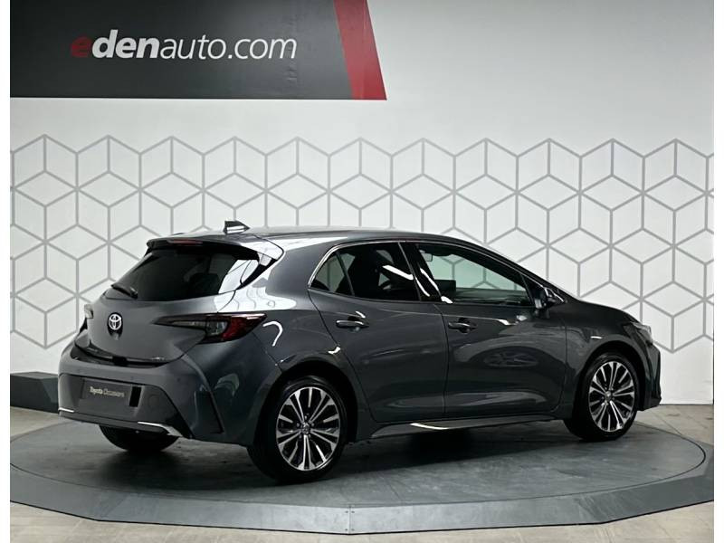Toyota Corolla Hybride 140ch Design  occasion  Saint Laurent des Vignes - photo n5