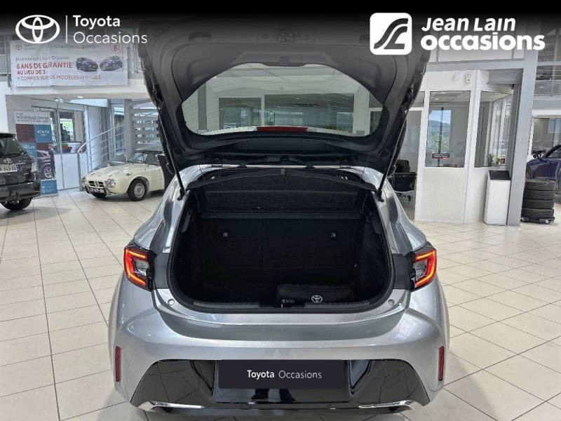 Toyota Corolla Hybride 140ch Design  occasion  Chatuzange-le-Goubet - photo n10