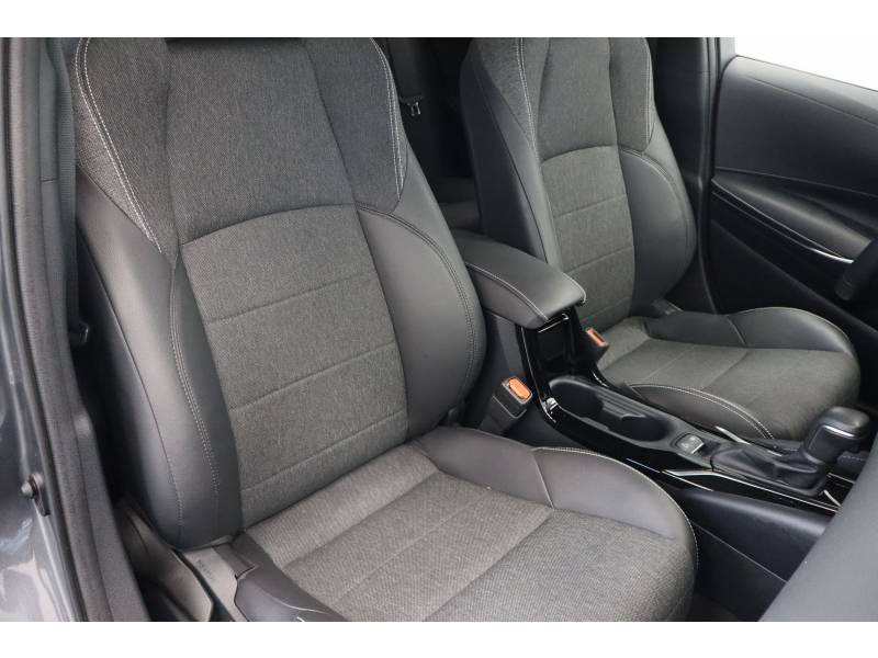 Toyota Corolla Hybride 140ch Design  occasion � LONS - photo n�11