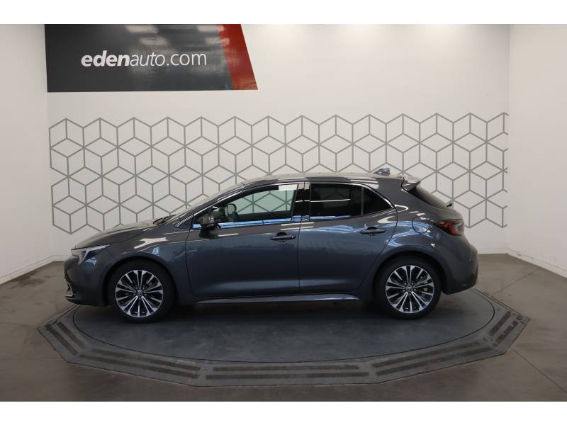 Toyota Corolla Hybride 140ch Design  occasion � LONS - photo n�4