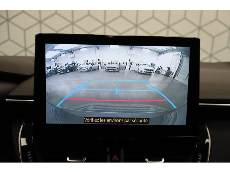 Toyota Corolla Hybride 140ch Design  occasion � LONS - photo n�17