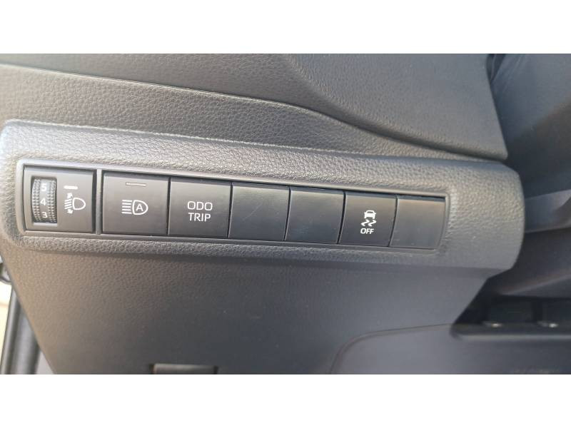 Toyota Corolla Hybride 140ch Design  occasion  Agen - photo n15