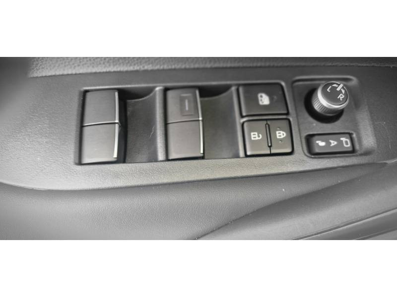 Toyota Corolla Hybride 140ch Design  occasion  Montauban - photo n15