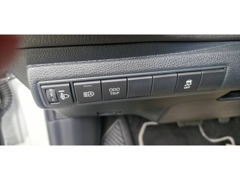 Toyota Corolla Hybride 140ch Design  occasion  Montauban - photo n16