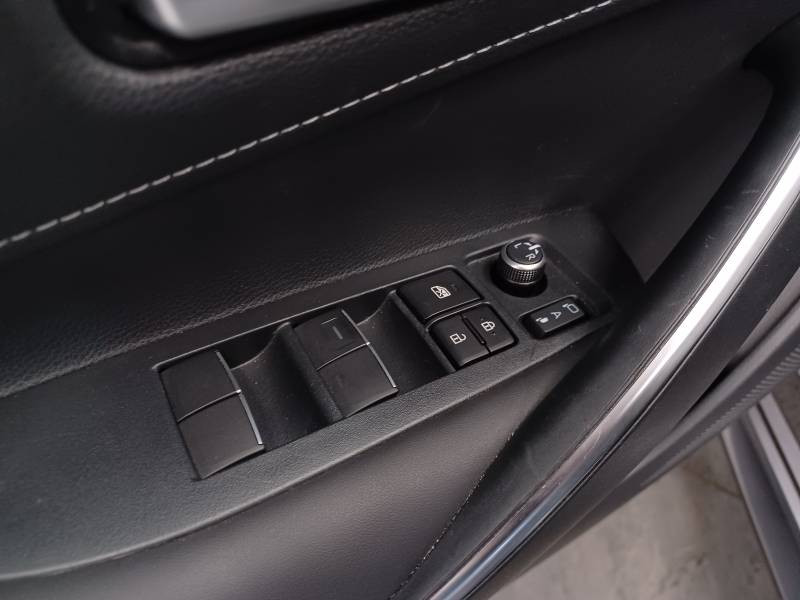 Toyota Corolla Hybride 140ch Design  occasion  Muret - photo n16
