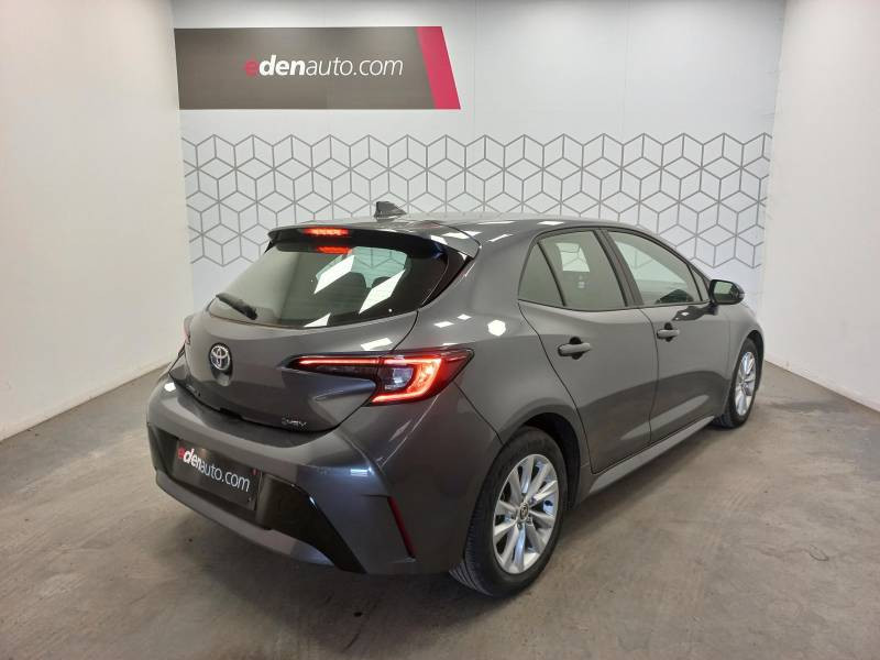 Toyota Corolla Hybride 140ch Dynamic  occasion  Saint Laurent des Vignes - photo n3