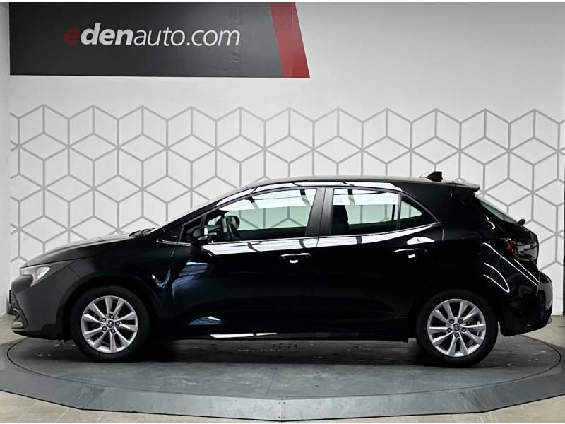 Toyota Corolla Hybride 140ch Dynamic  occasion  Saint Laurent des Vignes - photo n8