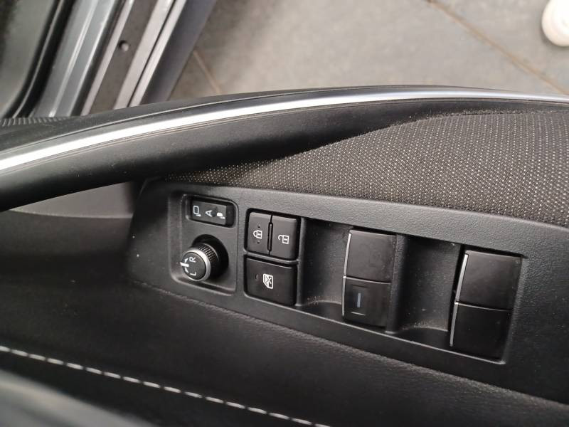 Toyota Corolla Hybride 140ch Dynamic  occasion  Toulouse - photo n17