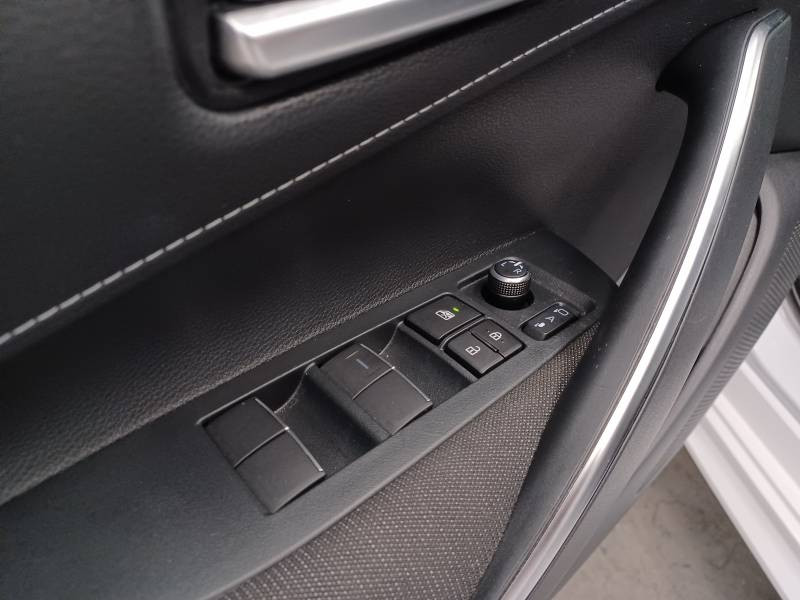 Toyota Corolla Hybride 140ch Dynamic  occasion  Toulouse - photo n15