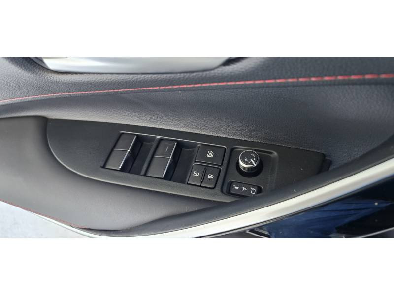 Toyota Corolla Hybride 140ch GR Sport  occasion  Montauban - photo n17