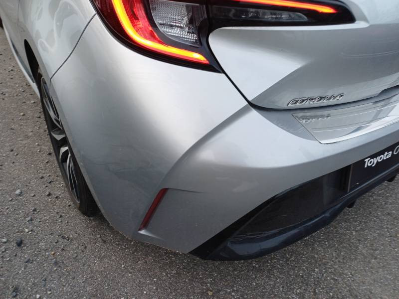 Toyota Corolla Hybride 140ch GR Sport  occasion � Toulouse - photo n�16