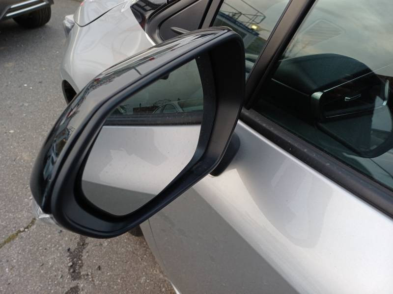 Toyota Corolla Hybride 140ch GR Sport  occasion � Toulouse - photo n�18