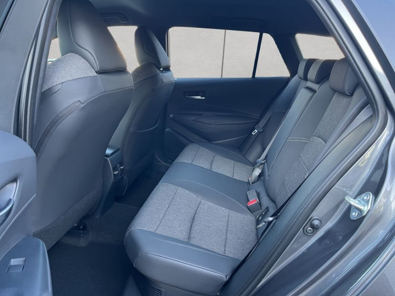 Toyota Corolla Hybride 180h BVA  occasion  Beaupuy - photo n8