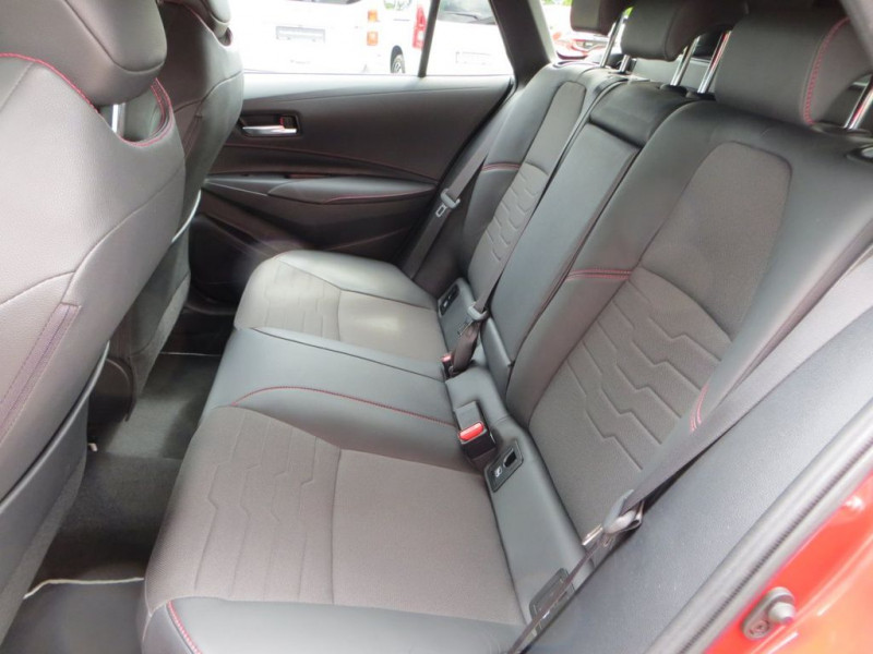 Toyota Corolla Hybride 184h BVA  occasion  Beaupuy - photo n7