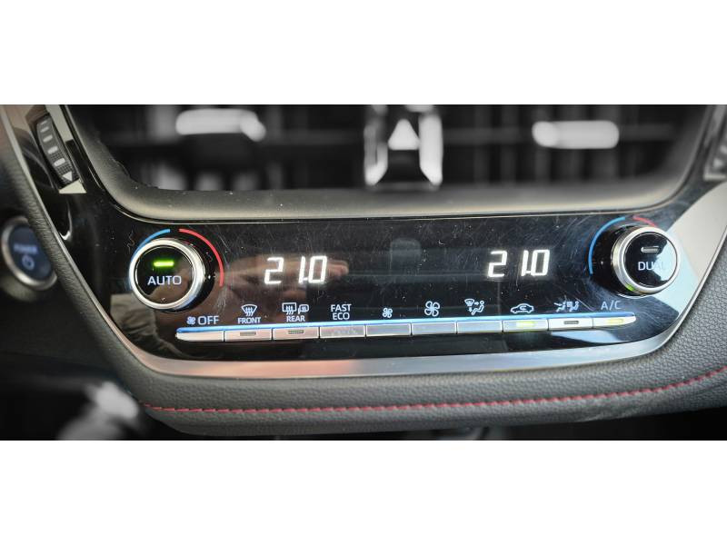 Toyota Corolla Hybride 184h Collection  occasion � Montauban - photo n�11