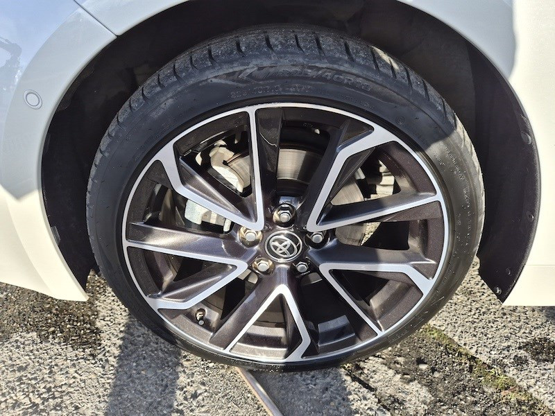 Toyota Corolla HYBRIDE 184H Collection  occasion � Muret - photo n�14