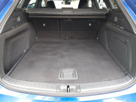 Toyota Corolla Hybride 196ch BVA  occasion  Beaupuy - photo n10