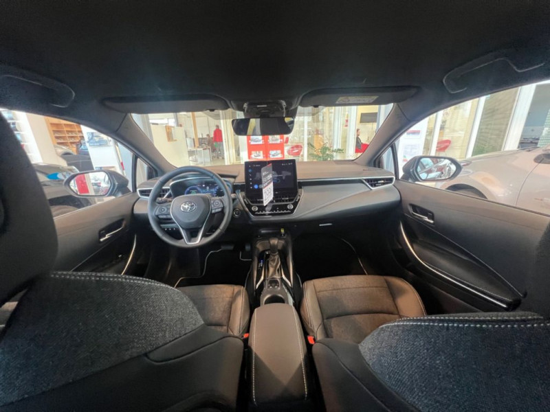 Toyota Corolla Hybride 196ch BVA  occasion  Beaupuy - photo n3