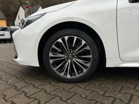 Toyota Corolla Hybride 196ch BVA  occasion  Beaupuy - photo n10