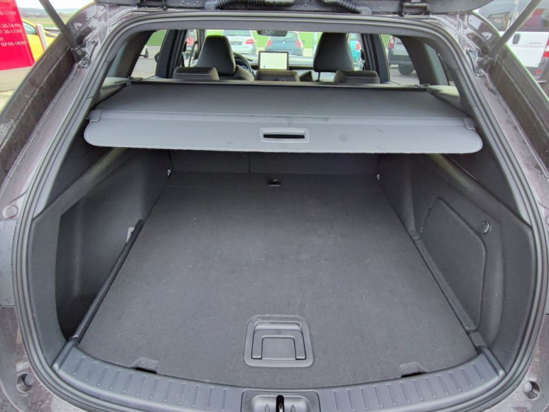 Toyota Corolla Hybride 196ch BVA  occasion  Beaupuy - photo n10