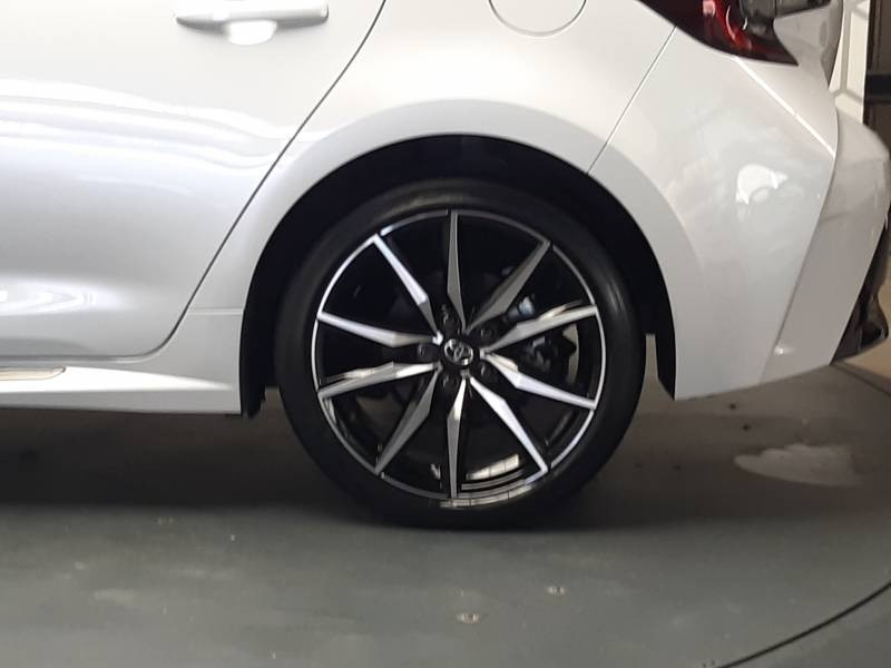 Toyota Corolla Hybride 196ch GR Sport  occasion  Saint Laurent des Vignes - photo n4