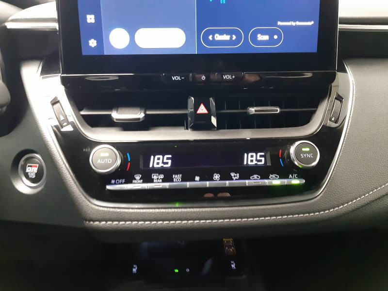 Toyota Corolla Hybride 196ch GR Sport  occasion  Saint Laurent des Vignes - photo n10