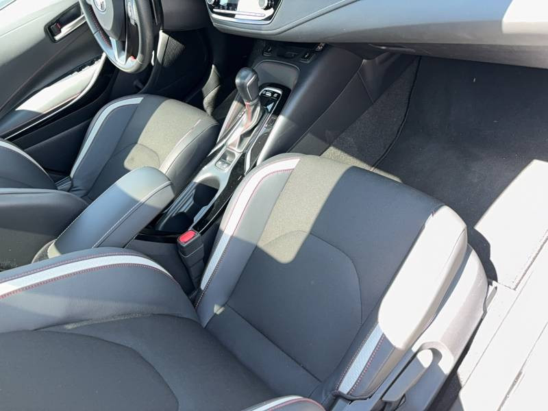 Toyota Corolla Hybride 196ch GR Sport  occasion  Libourne - photo n12